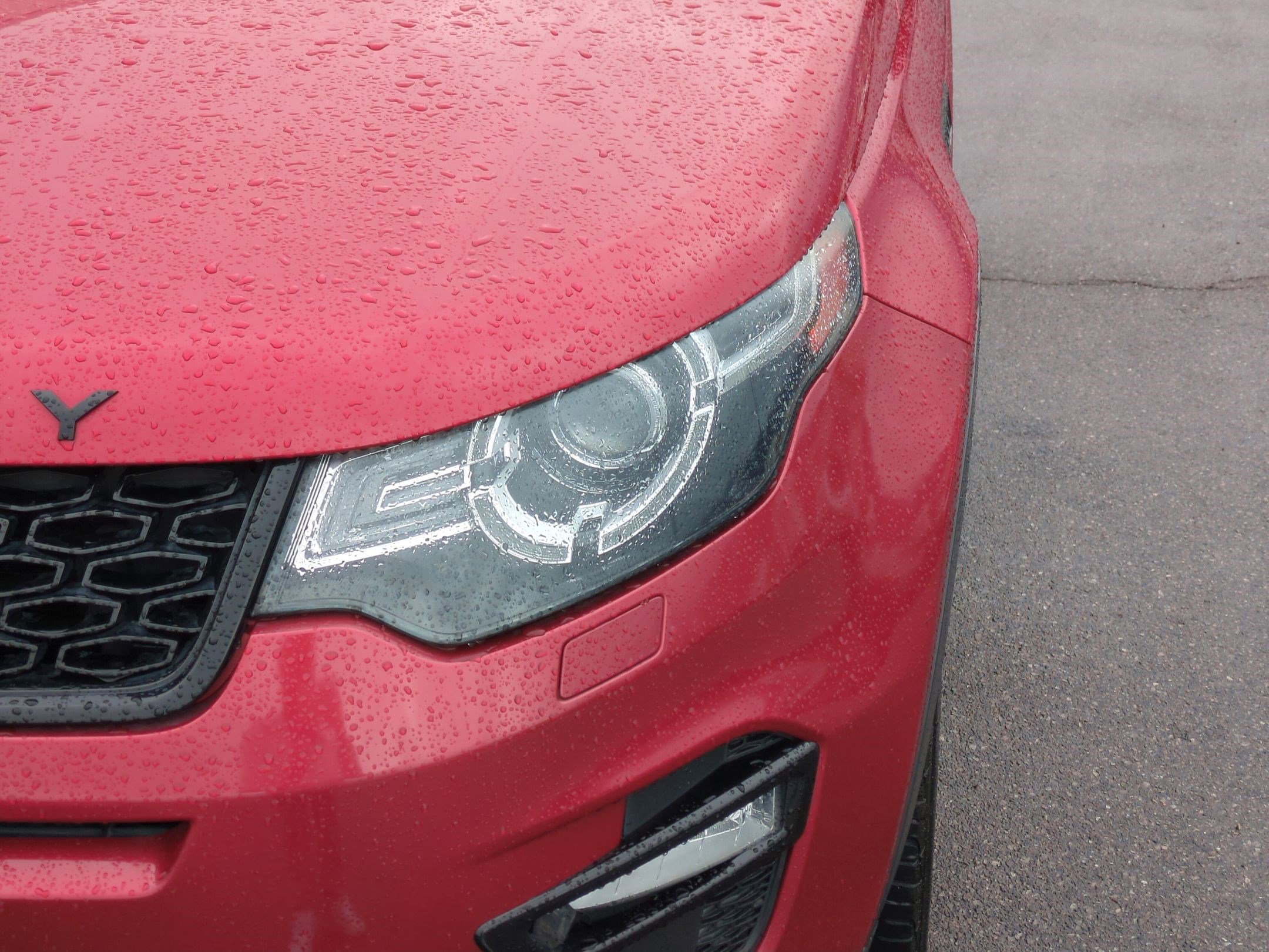 Used 2017 Land Rover Discovery Sport HSE Luxury image 12