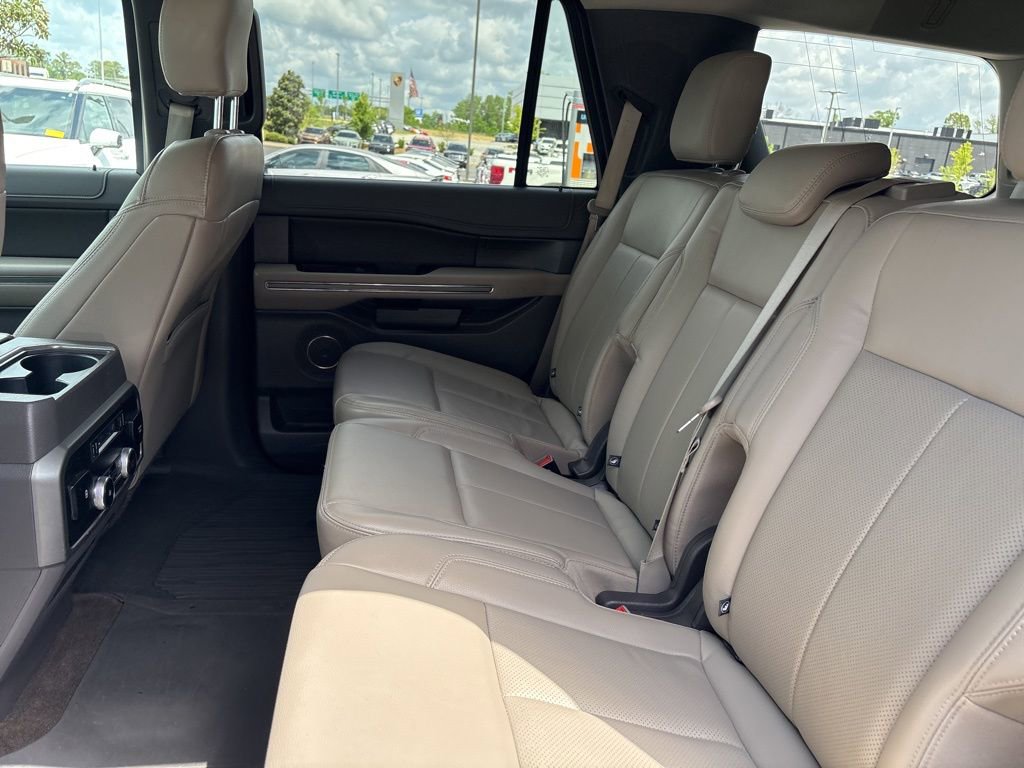 Used 2020 Ford Expedition XLT w/ Equipment Group 202A image 19