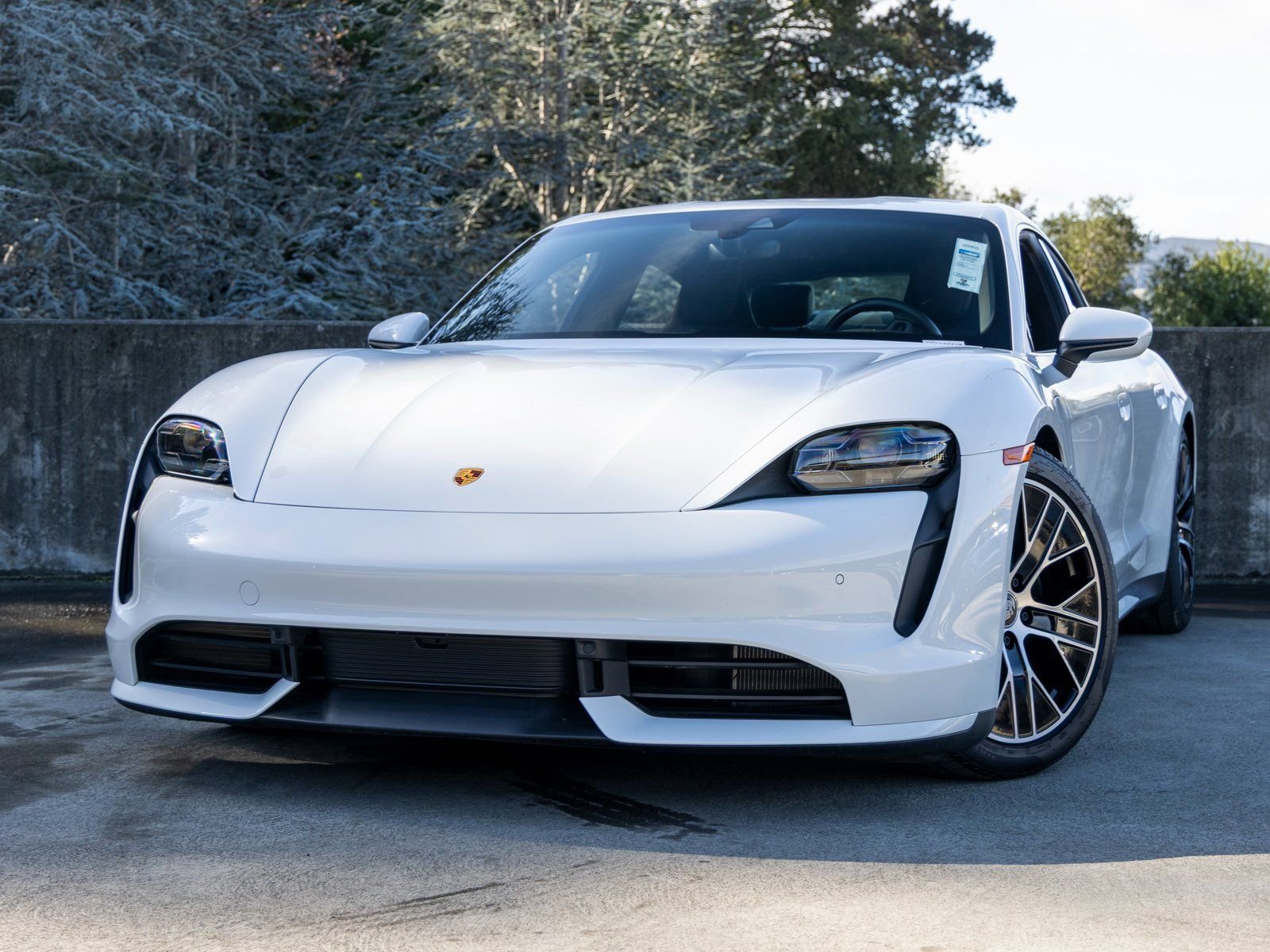 Used 2023 Porsche Taycan Turbo image 7