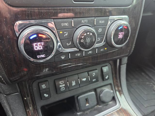 Used 2015 Chevrolet Traverse LTZ AWD/4WD image 18