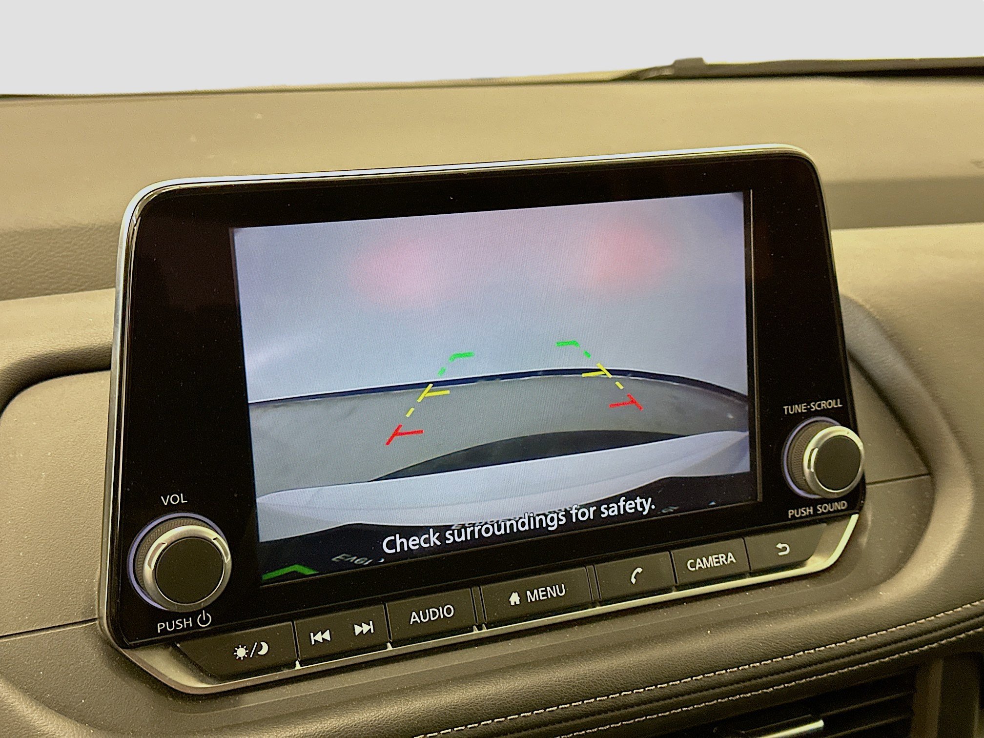 Used 2025 Nissan Rogue SV image 22