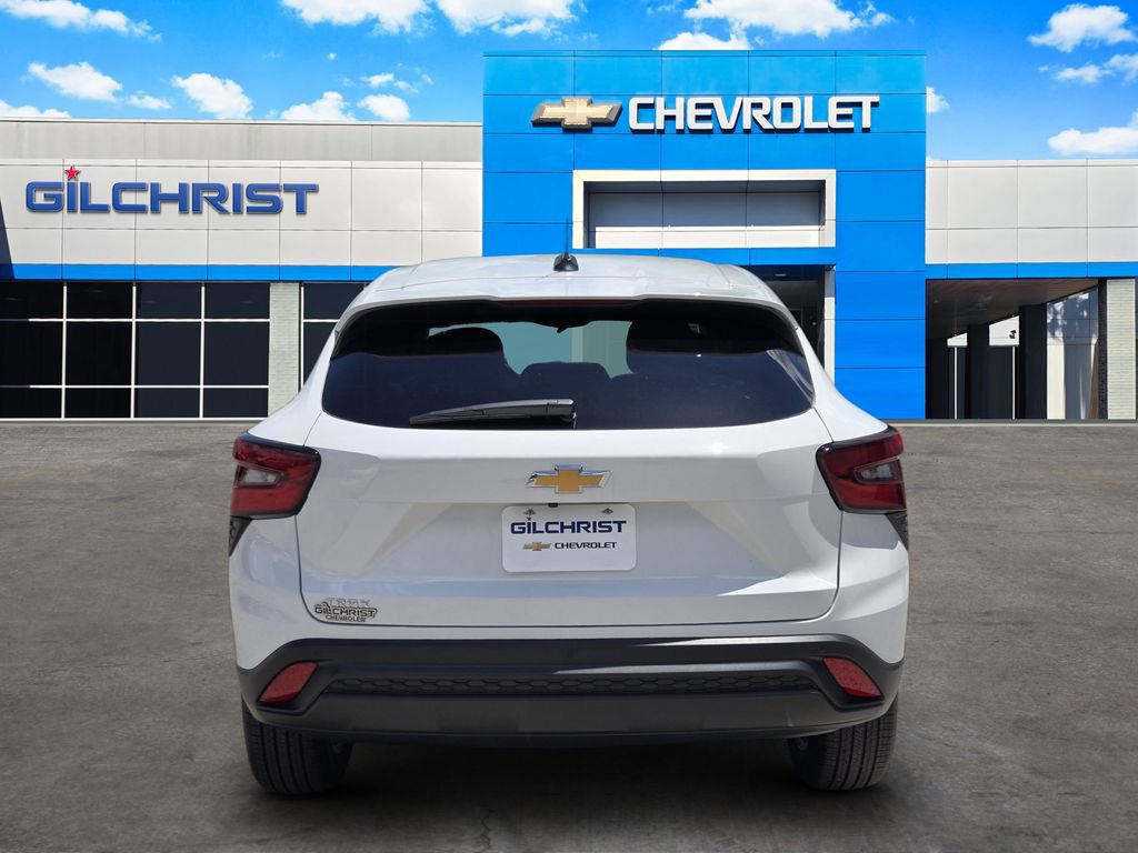 New 2026 Chevrolet Trax LS w/ LS Convenience Package FWD image 7