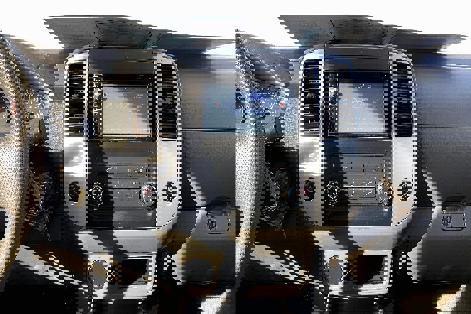 Used 2015 Nissan Frontier S w/ S Preferred Package image 6