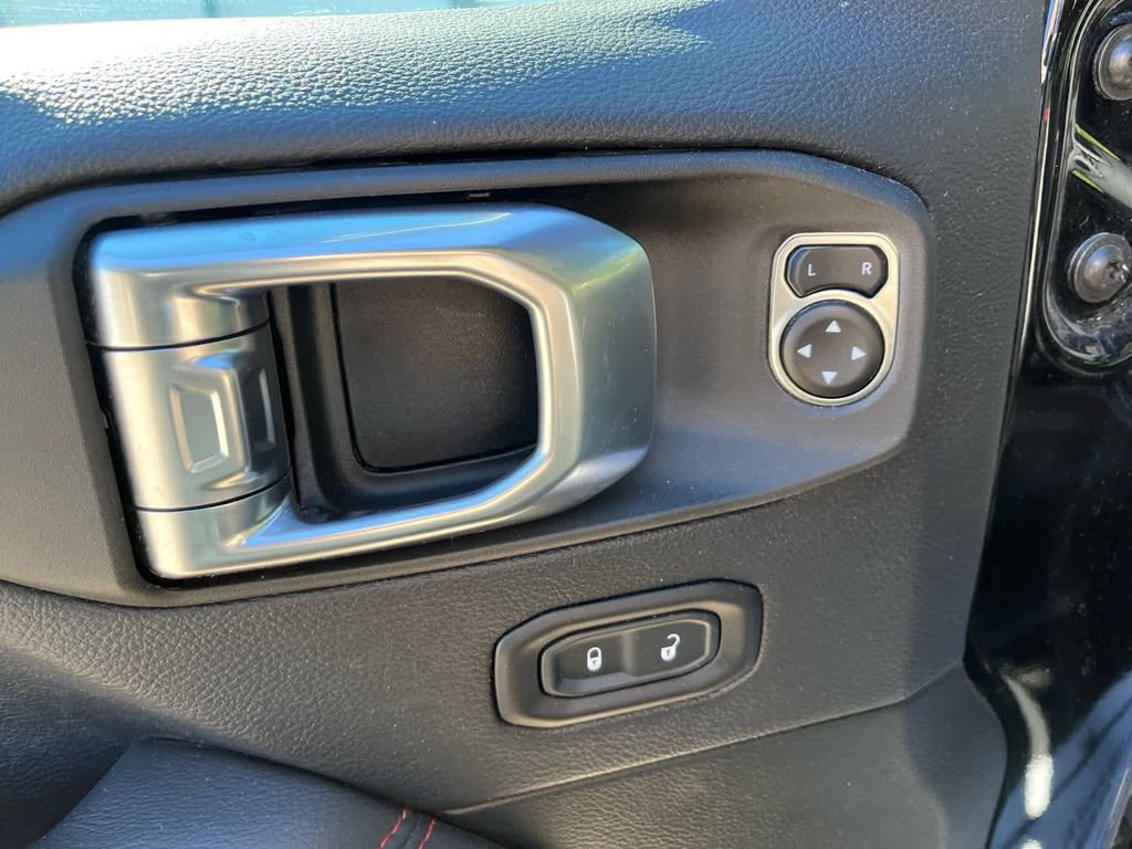 Used 2022 Jeep Gladiator Rubicon w/ LED Lighting Group image 19