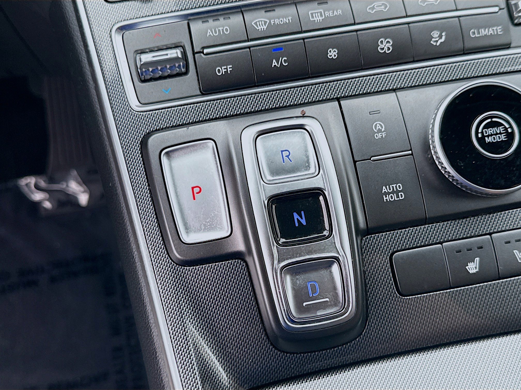 Used 2023 Hyundai Santa Fe SEL image 16