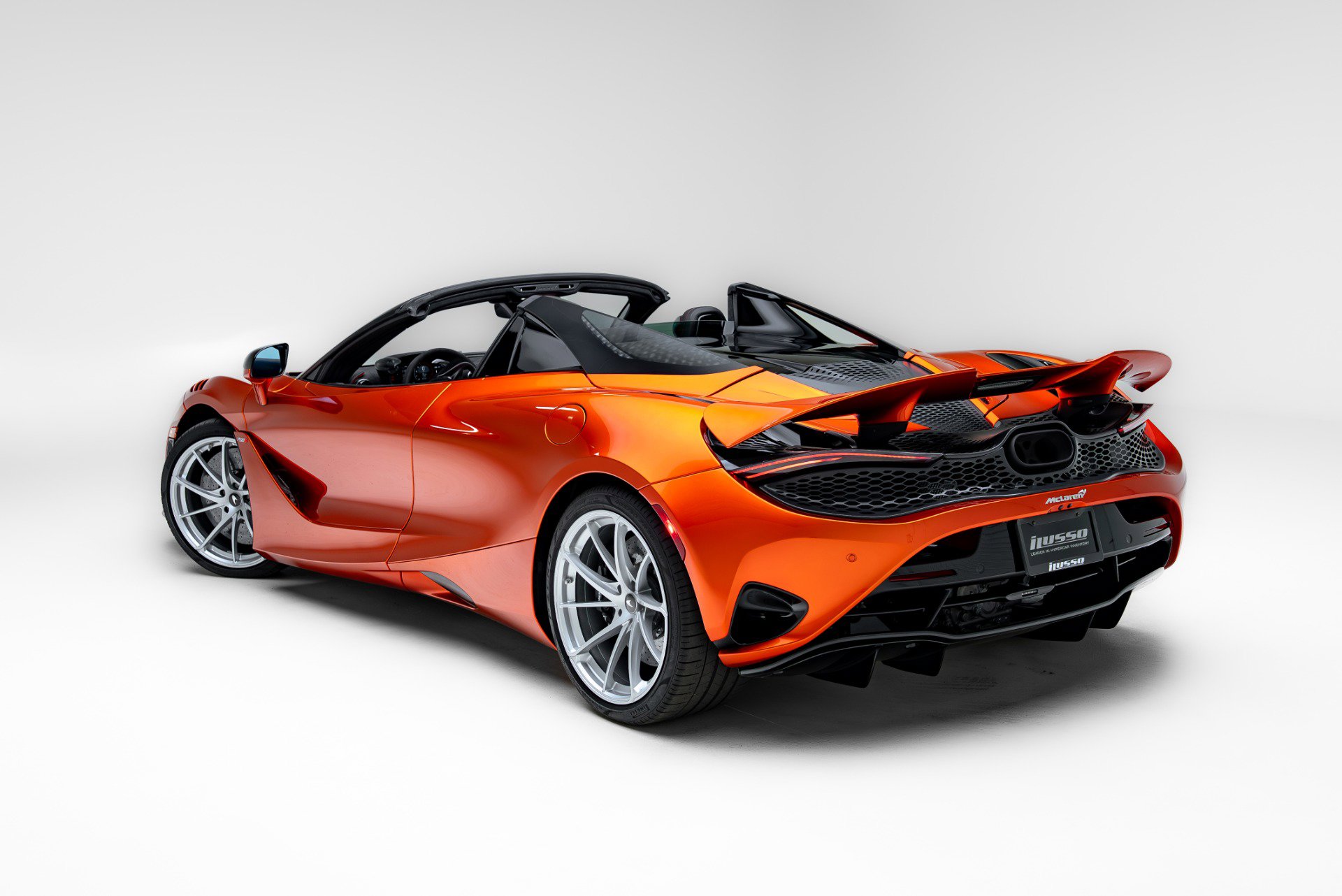 Used 2024 McLaren 750S Spider RWD image 69
