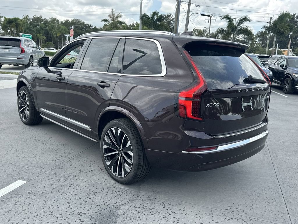 New 2025 Volvo XC90 T8 Plus w/ Protection Package image 8