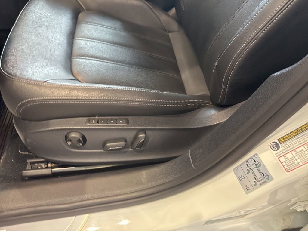 Used 2020 Volkswagen Passat 2.0T SEL image 20