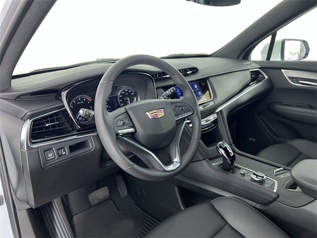 Certified 2025 Cadillac XT6 Luxury image 10