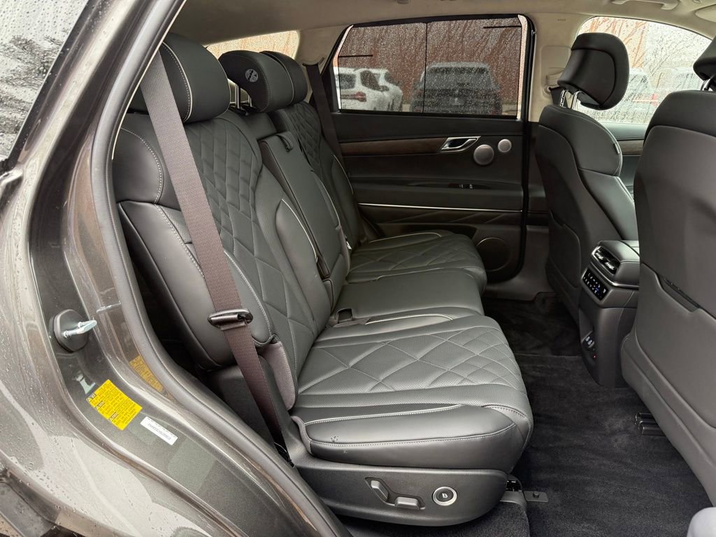 Used 2025 Genesis GV80 3.5T Prestige image 26