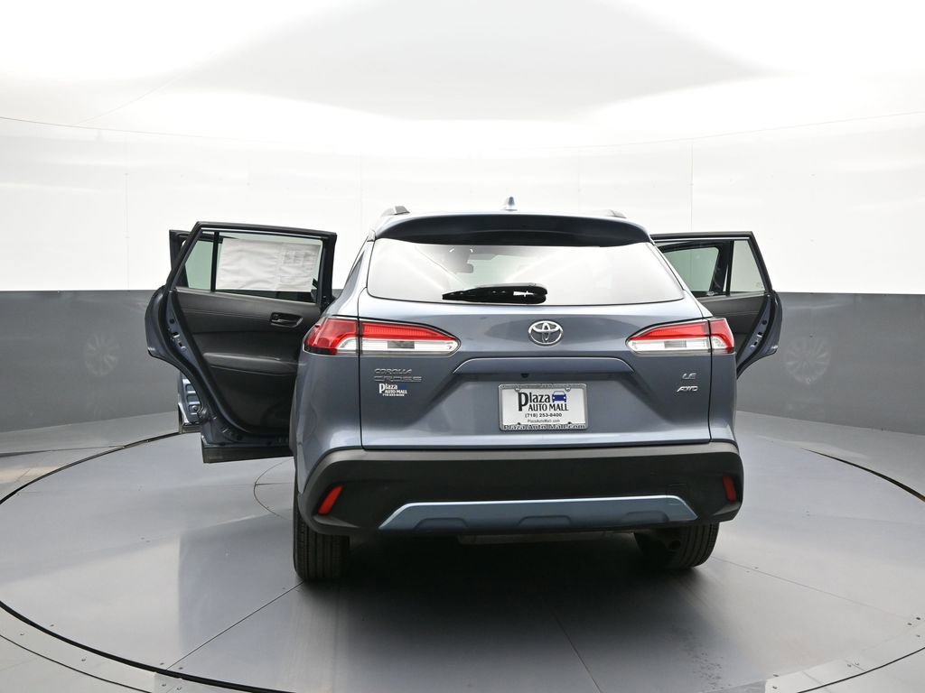 Certified 2022 Toyota Corolla Cross LE AWD/4WD image 46
