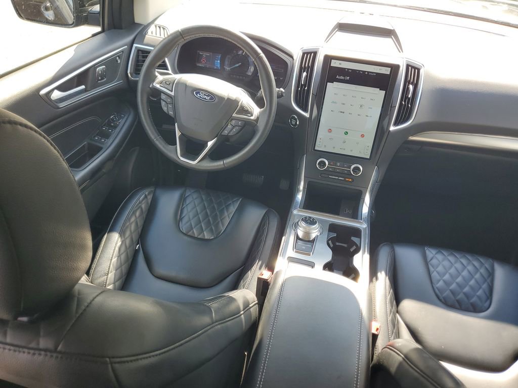 Used 2024 Ford Edge Titanium image 19