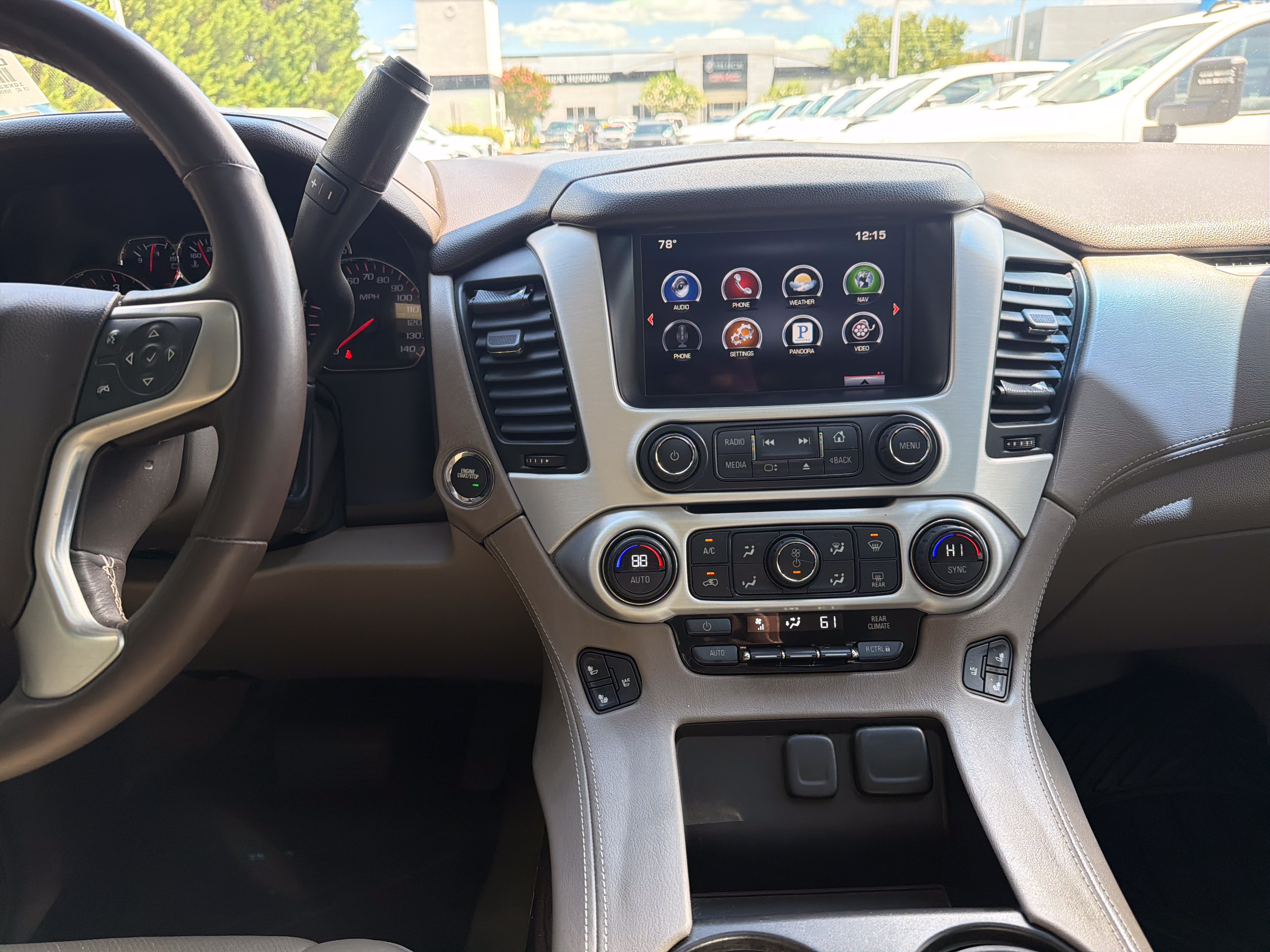 Used 2015 GMC Yukon SLT w/ Open Road Package AWD/4WD image 31