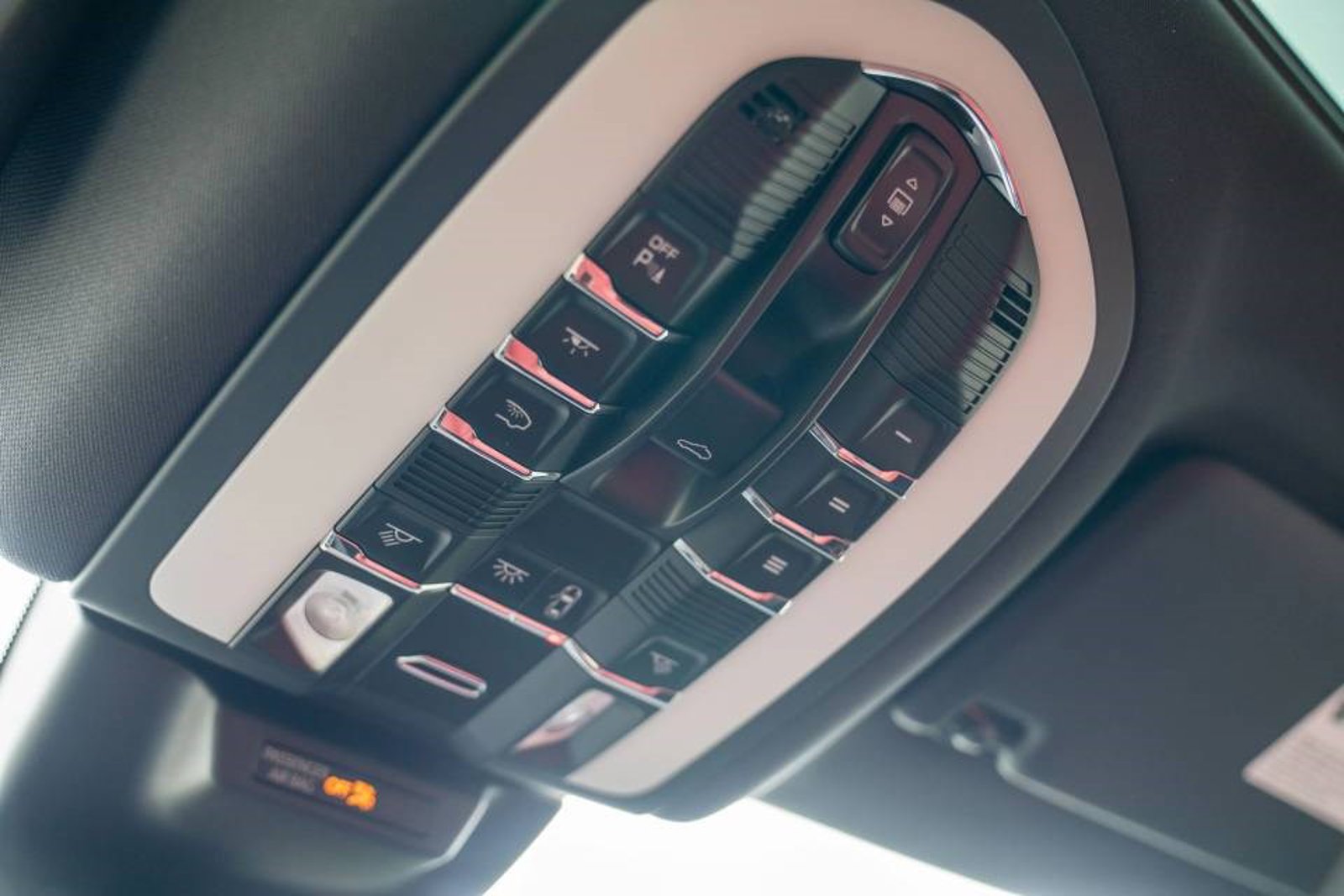 New 2026 Porsche Macan AWD/4WD image 22