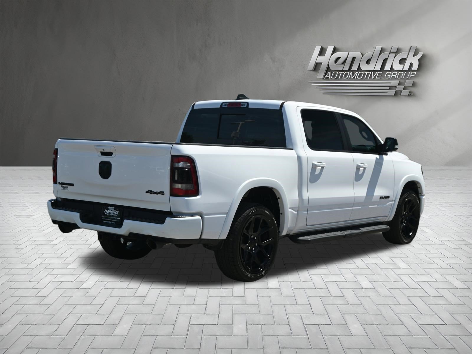 Used 2021 RAM 1500 Laramie AWD/4WD image 9