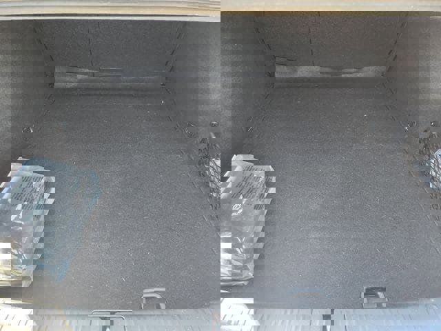 Used 2023 Genesis G70 2.0T image 22