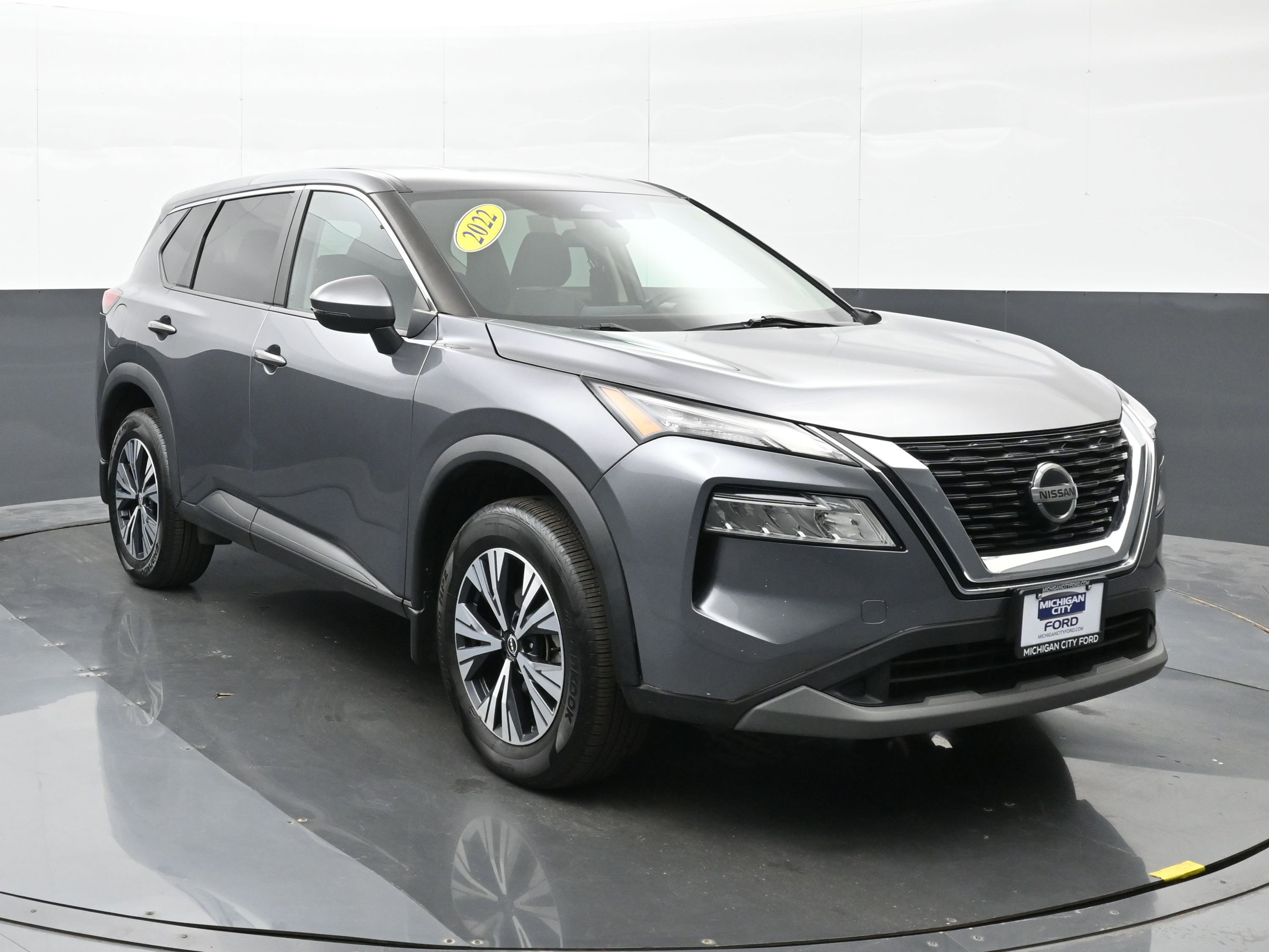 Used 2022 Nissan Rogue SV image 6