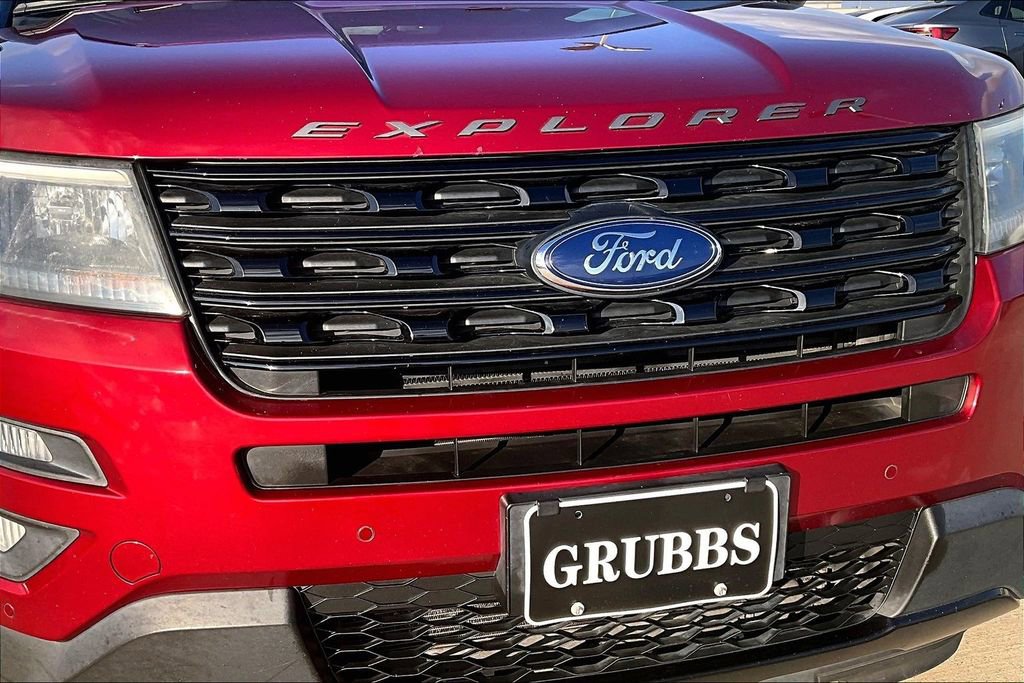 Used 2017 Ford Explorer Sport image 33