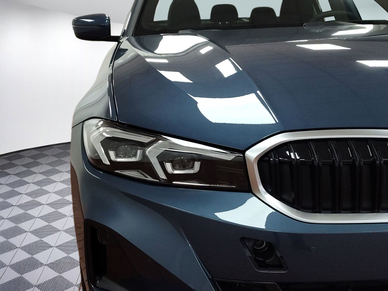 New 2026 BMW 330i xDrive Sedan w/ Premium Package image 10