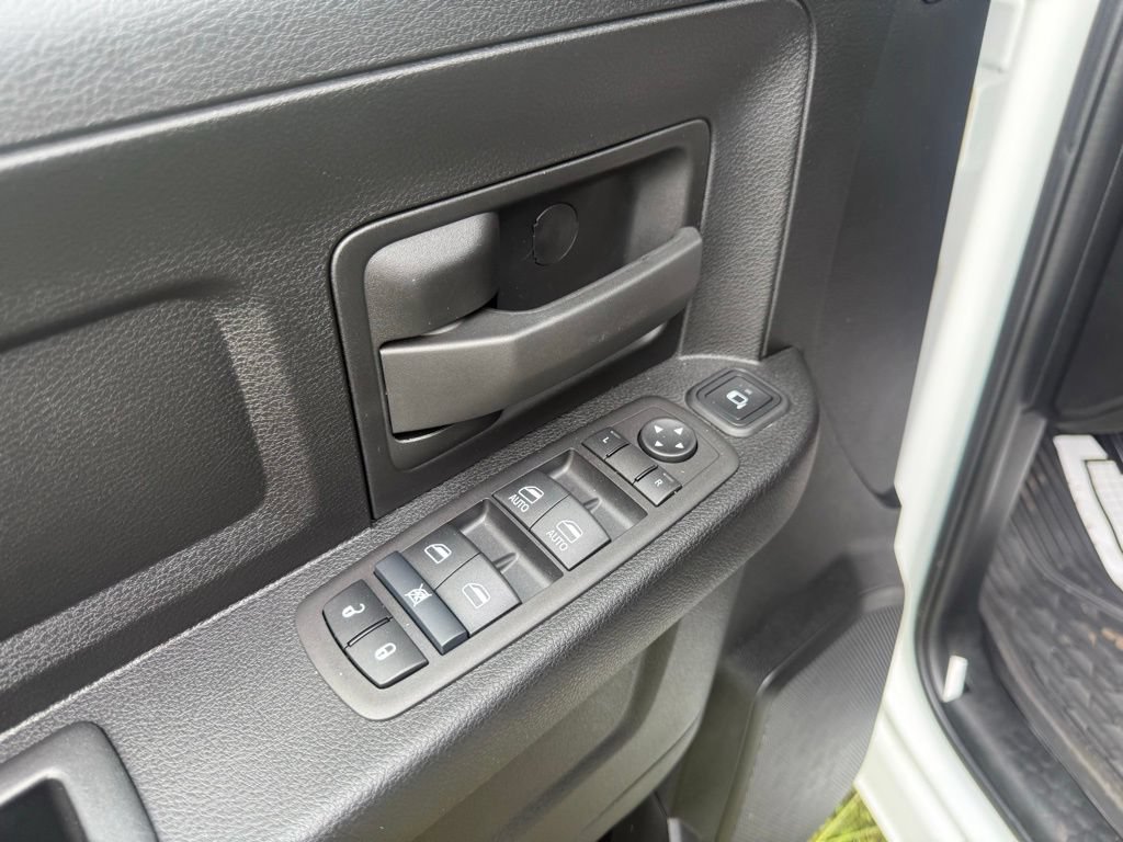 New 2024 RAM 5500 Tradesman AWD/4WD image 14