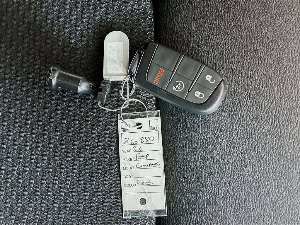 New 2026 Jeep Compass Latitude image 20