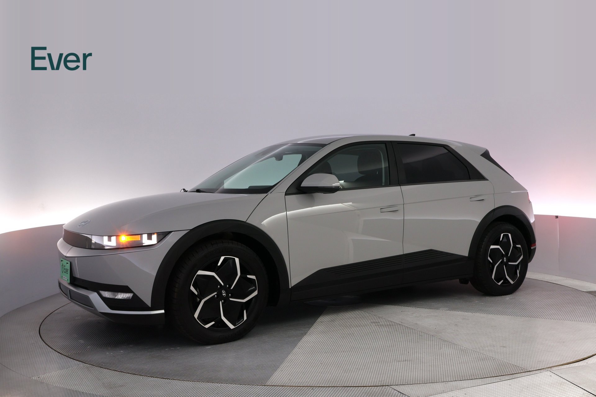 Used 2024 Hyundai Ioniq 5 SEL RWD image 18