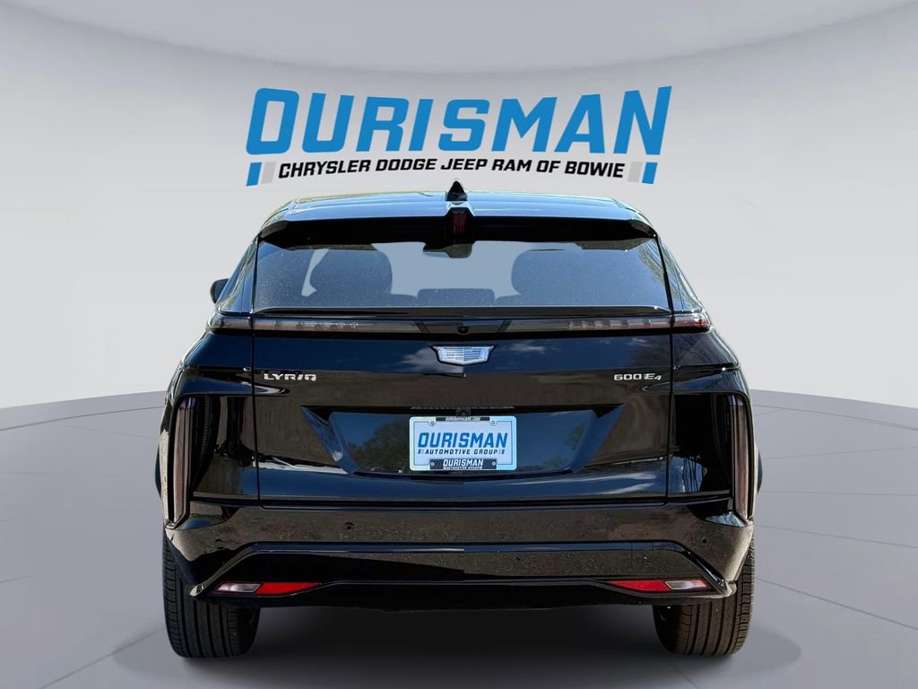 Used 2025 Cadillac Lyriq Sport image 3