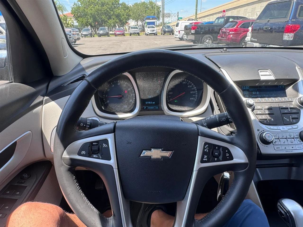 Used 2011 Chevrolet Equinox LTZ FWD image 36