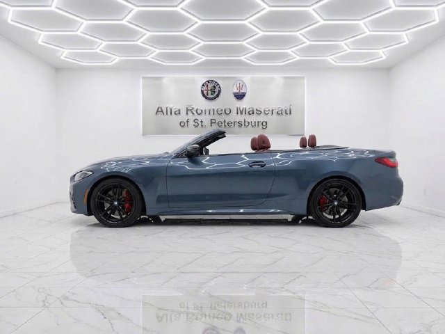 Used 2022 BMW M440i Convertible RWD image 4