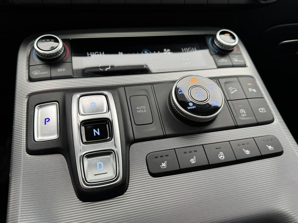 Used 2023 Hyundai Palisade Calligraphy image 22