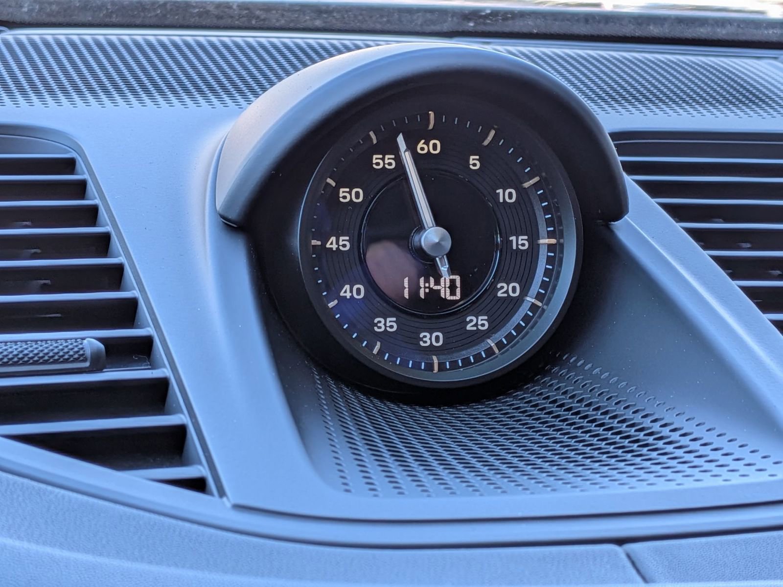 New 2026 Porsche Panamera GTS image 22