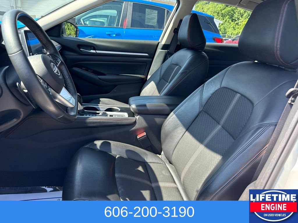 Used 2024 Nissan Altima 2.5 SR AWD/4WD image 18
