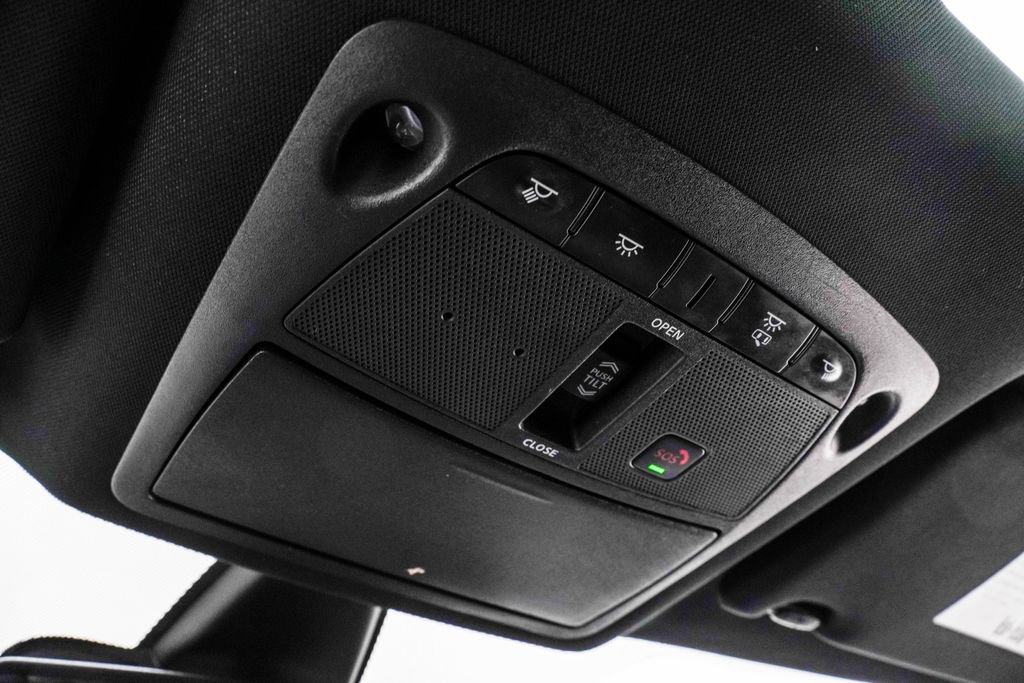 Used 2023 Nissan Maxima SR w/ Sport Mat Group image 41