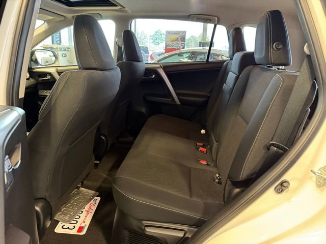 Used 2016 Toyota RAV4 XLE AWD/4WD image 22