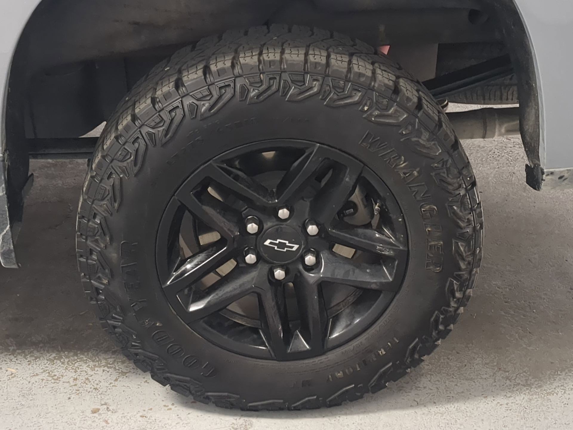 Used 2024 Chevrolet Silverado 1500 LT Trail Boss w/ Convenience Package II image 19