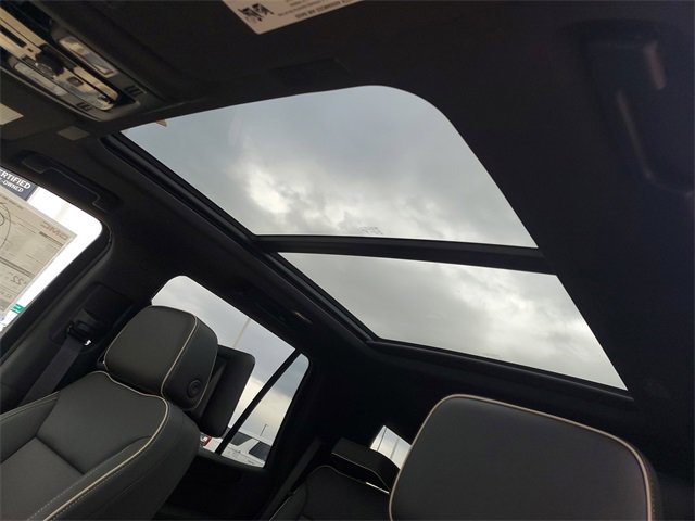 New 2026 GMC Yukon Elevation w/ Elevation Premium Package image 15