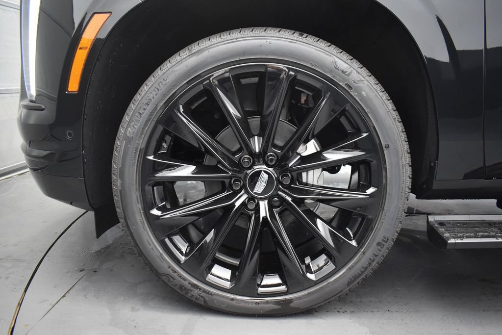 New 2026 Cadillac Escalade ESV Platinum Sport w/ LPO, ONYX Package AWD/4WD image 8
