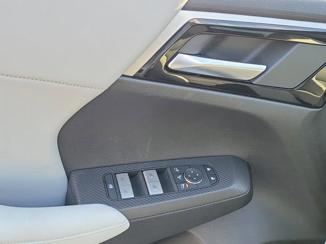 New 2026 Mitsubishi Outlander SE image 24