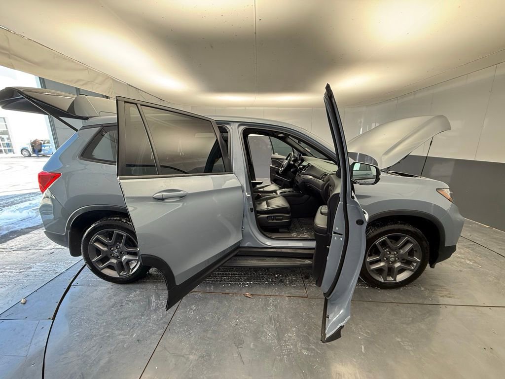 Used 2023 Honda Passport EX-L image 19
