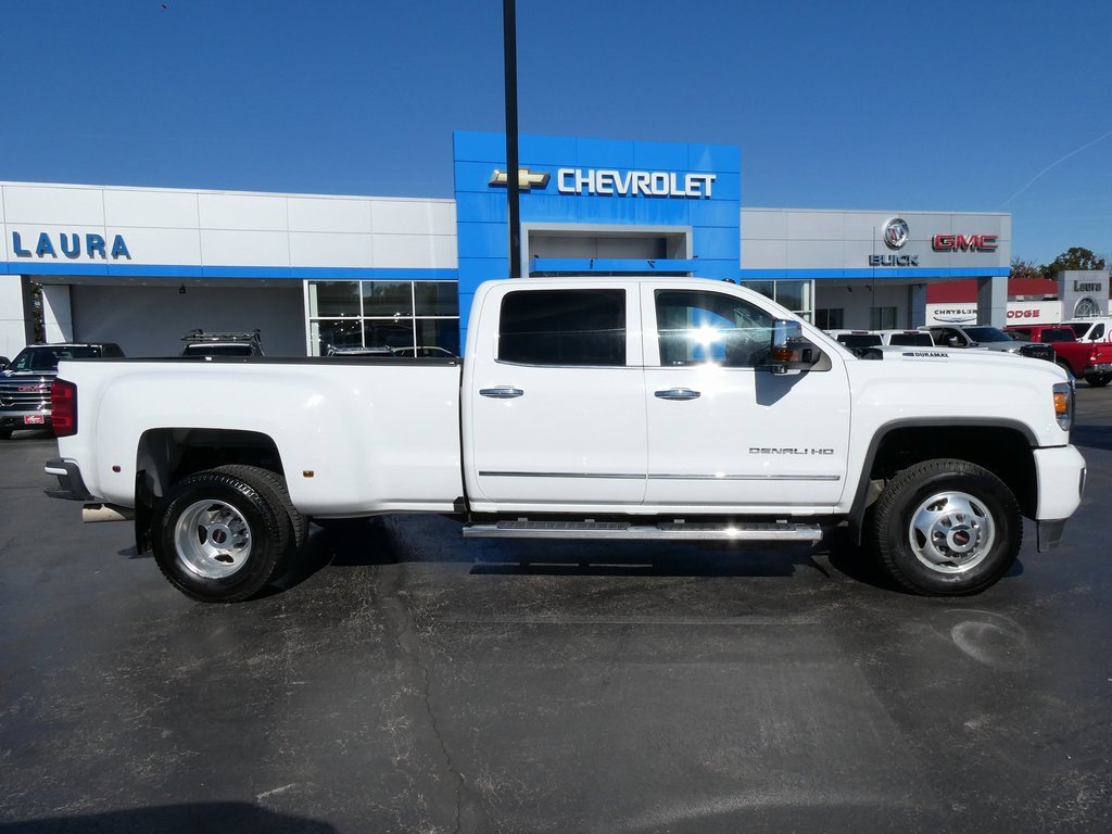 Used 2018 GMC Sierra 3500 Denali w/ Duramax Plus Package image 4