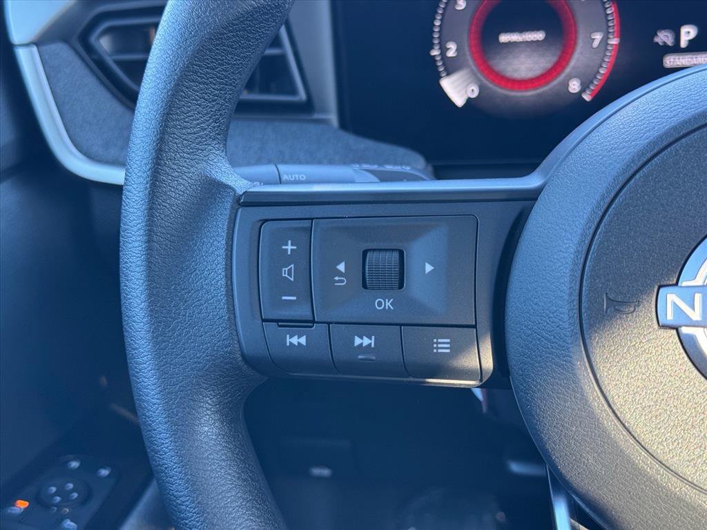 New 2026 Nissan Kicks SV w/ SV Premium Package FWD image 16