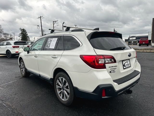 Used 2018 Subaru Outback 3.6R Touring image 6
