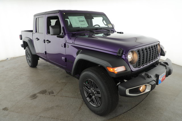 New 2026 Jeep Gladiator Sport image 4