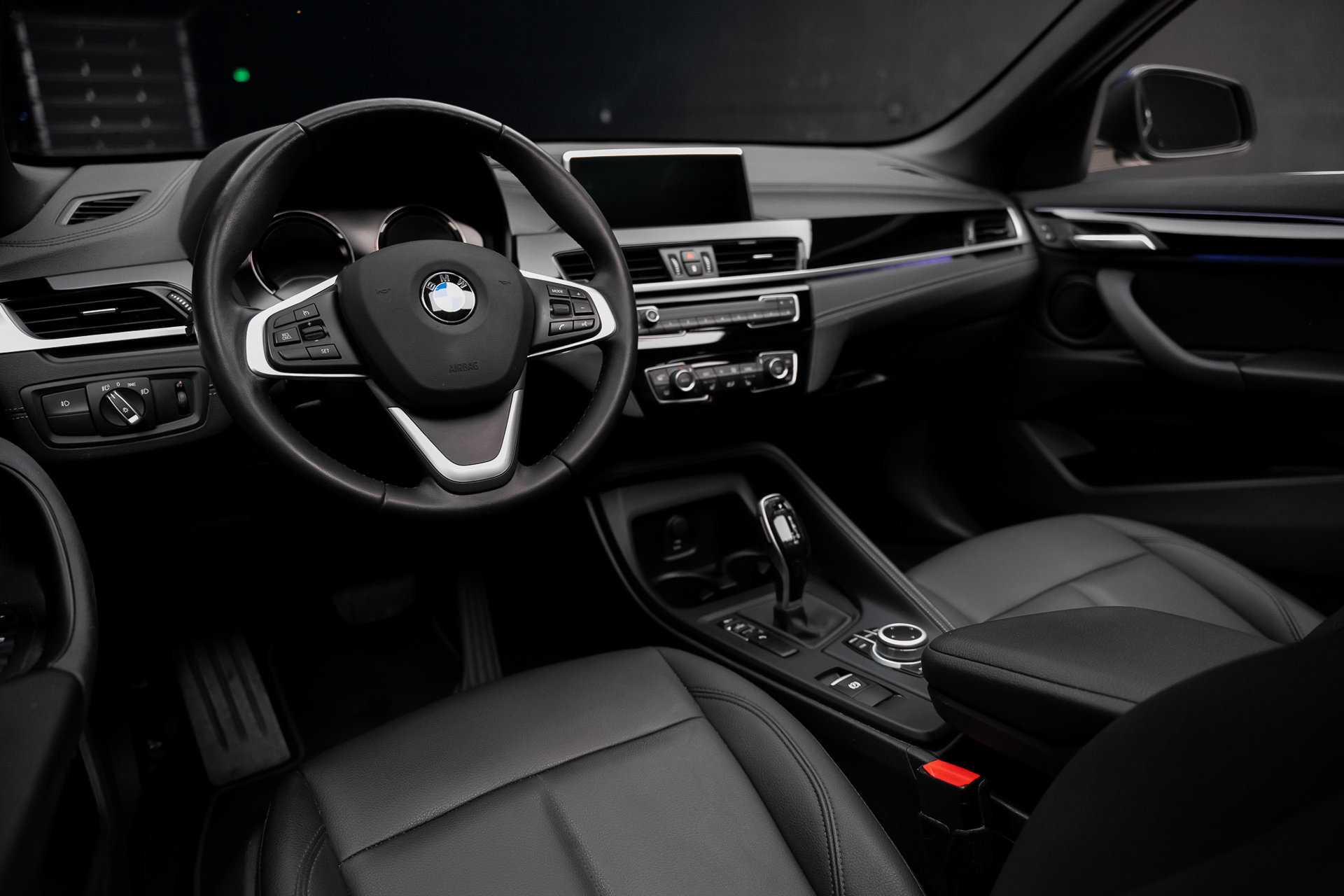 Used 2020 BMW X1 sDrive28i w/ Convenience Package FWD image 2