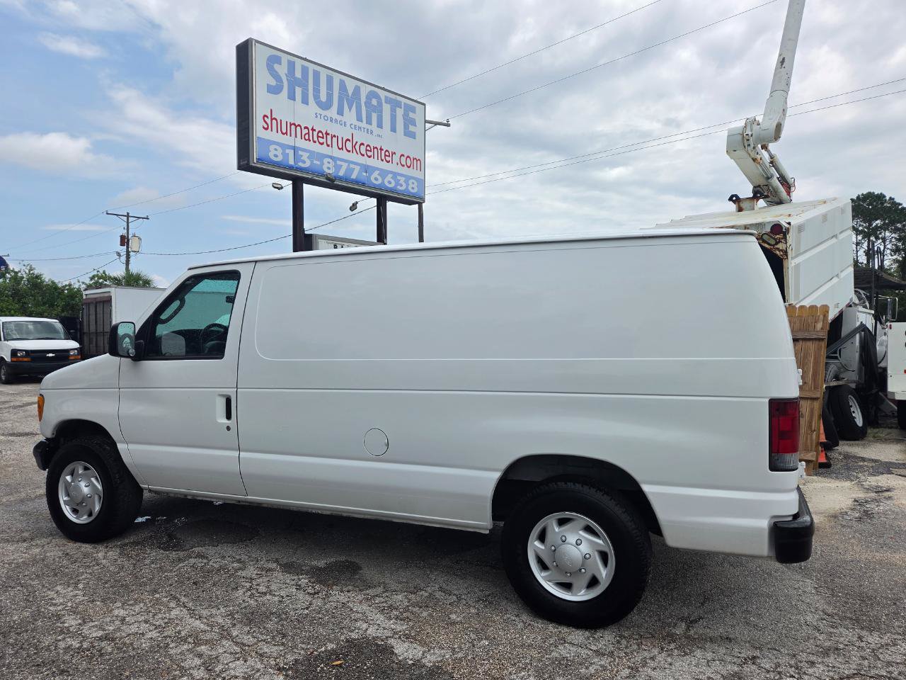 Used 2007 Ford E-150 and Econoline 150 RWD image 5