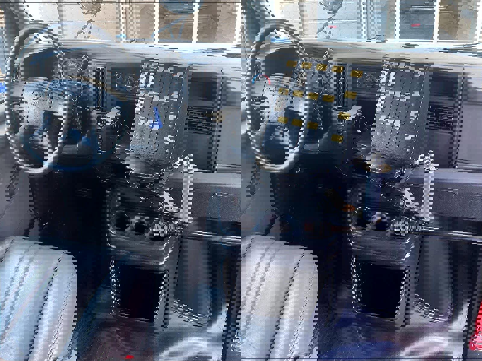 Used 2006 Chevrolet Express 3500 w/ School Bus Package image 14