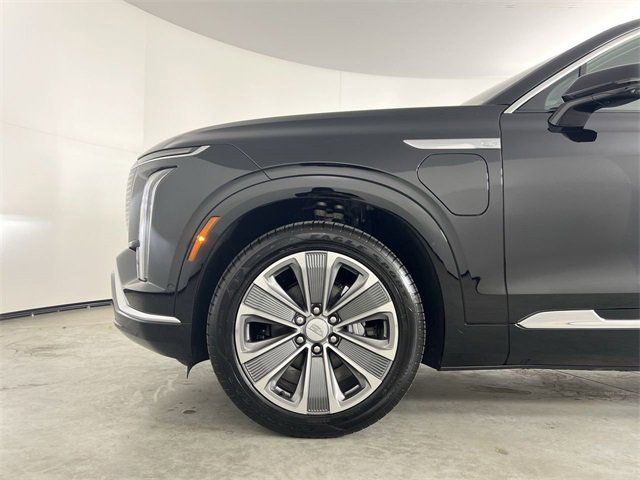 Used 2026 Cadillac Vistiq Luxury image 34