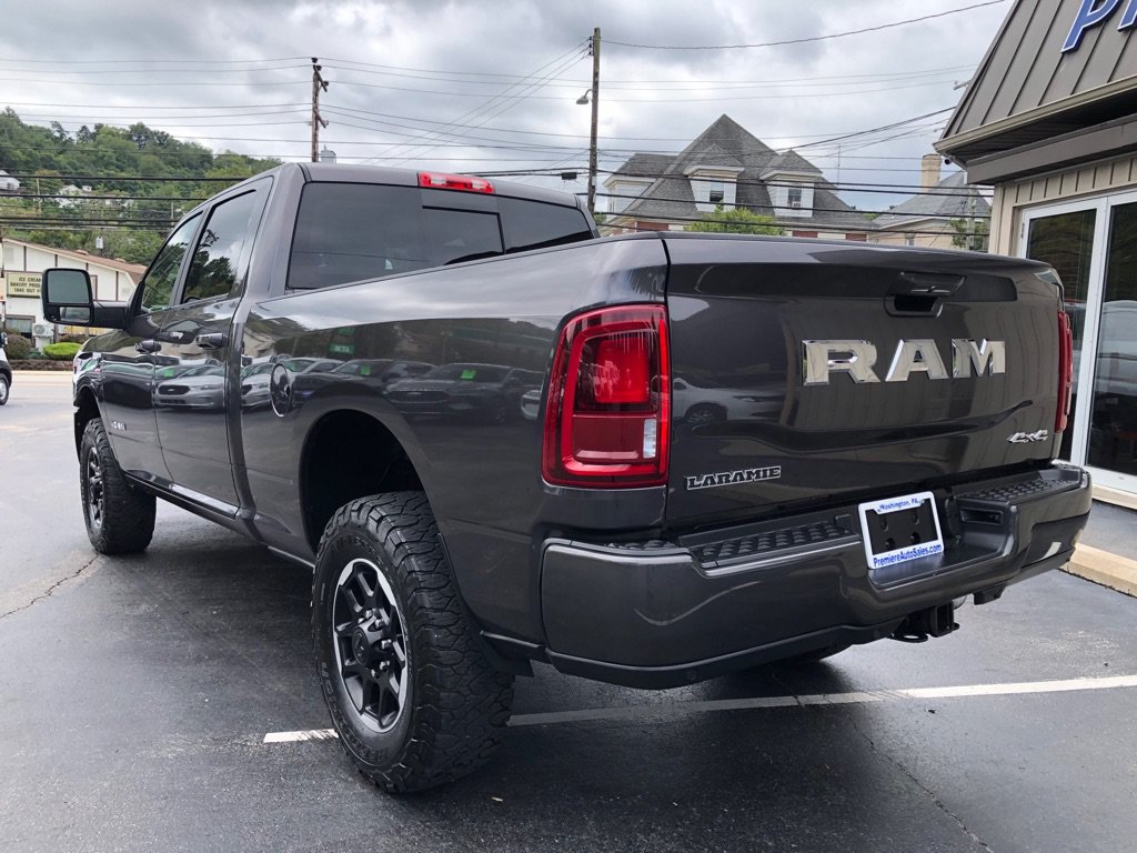 Used 2026 RAM 2500 Laramie AWD/4WD image 4
