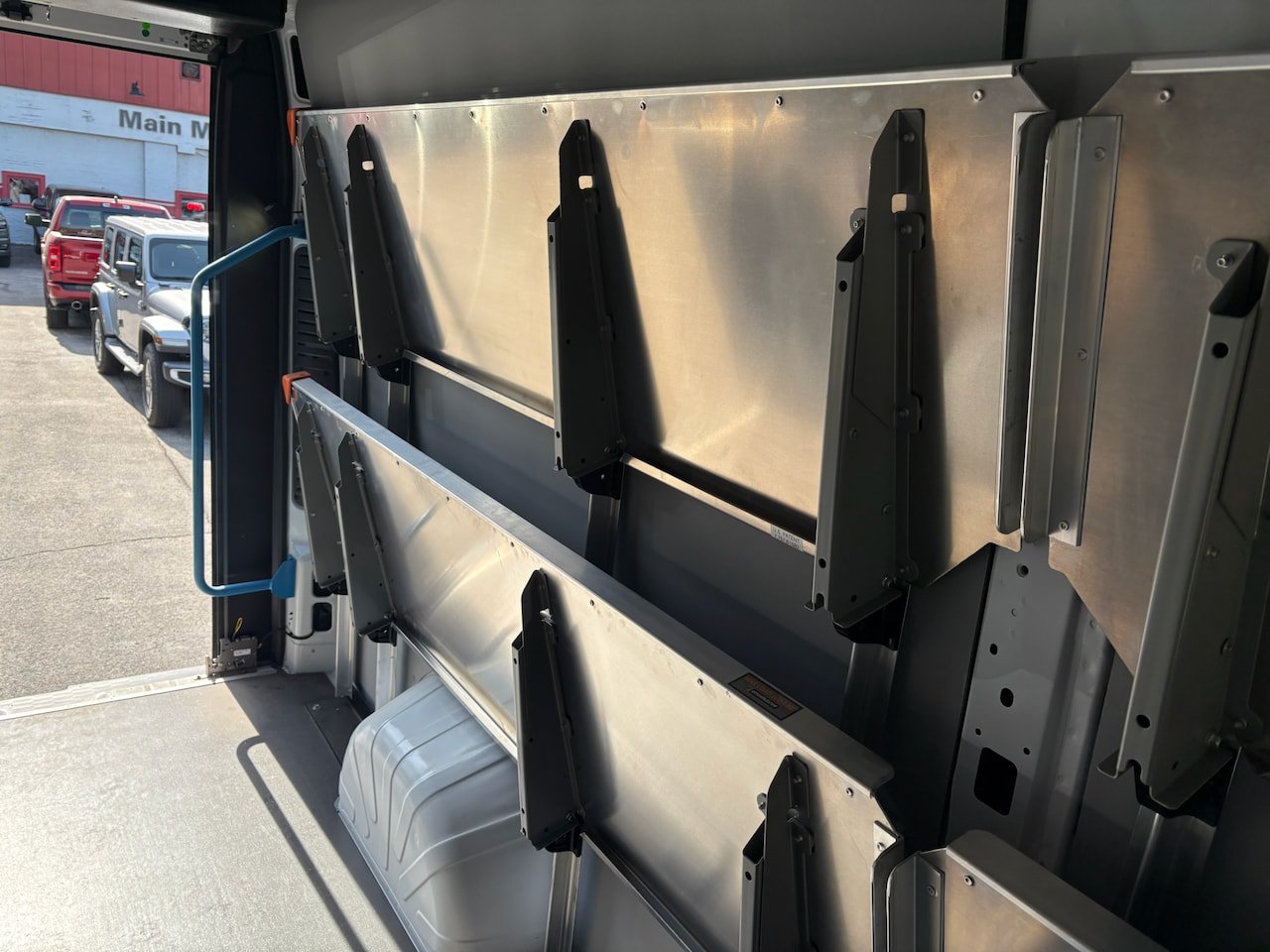 Used 2024 RAM ProMaster 3500 w/ Delivery Van Package FWD image 10
