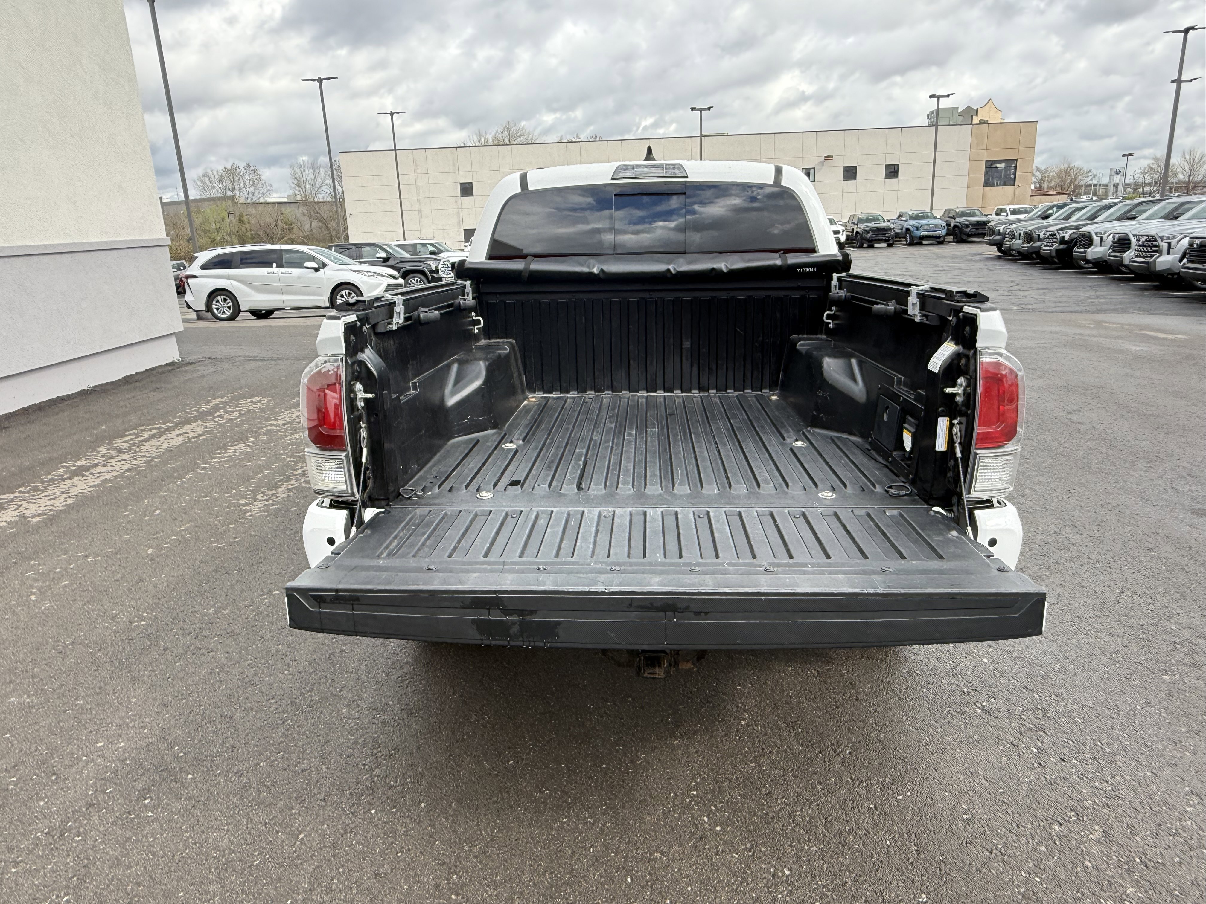 Certified 2020 Toyota Tacoma TRD Off-Road w/ Technology Package image 23
